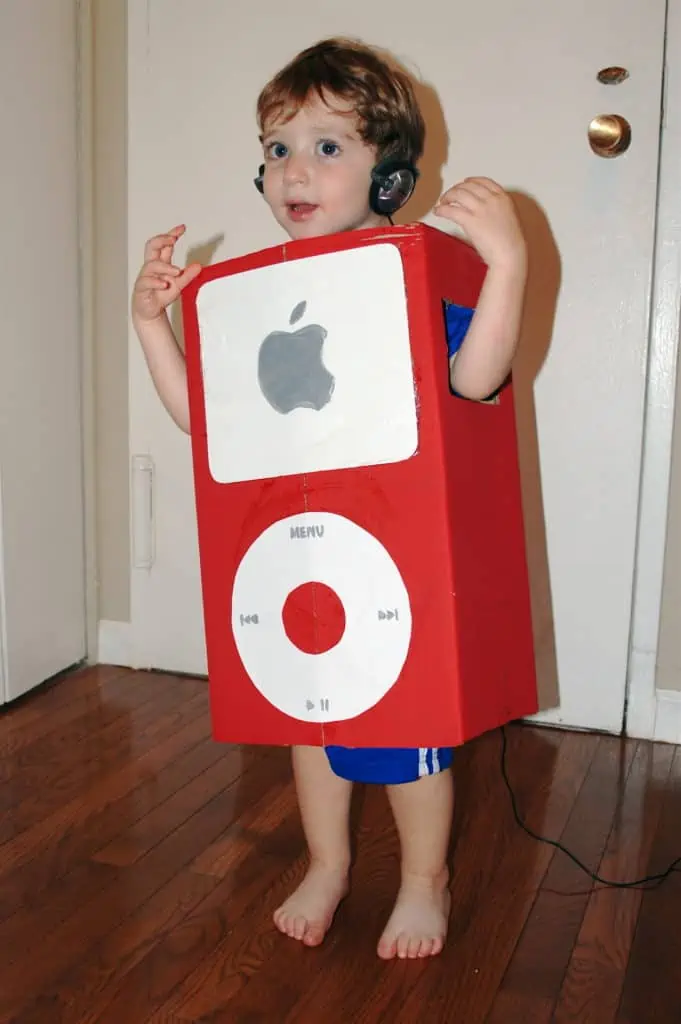 DIY Halloween Costumes - iPod or iPhone
