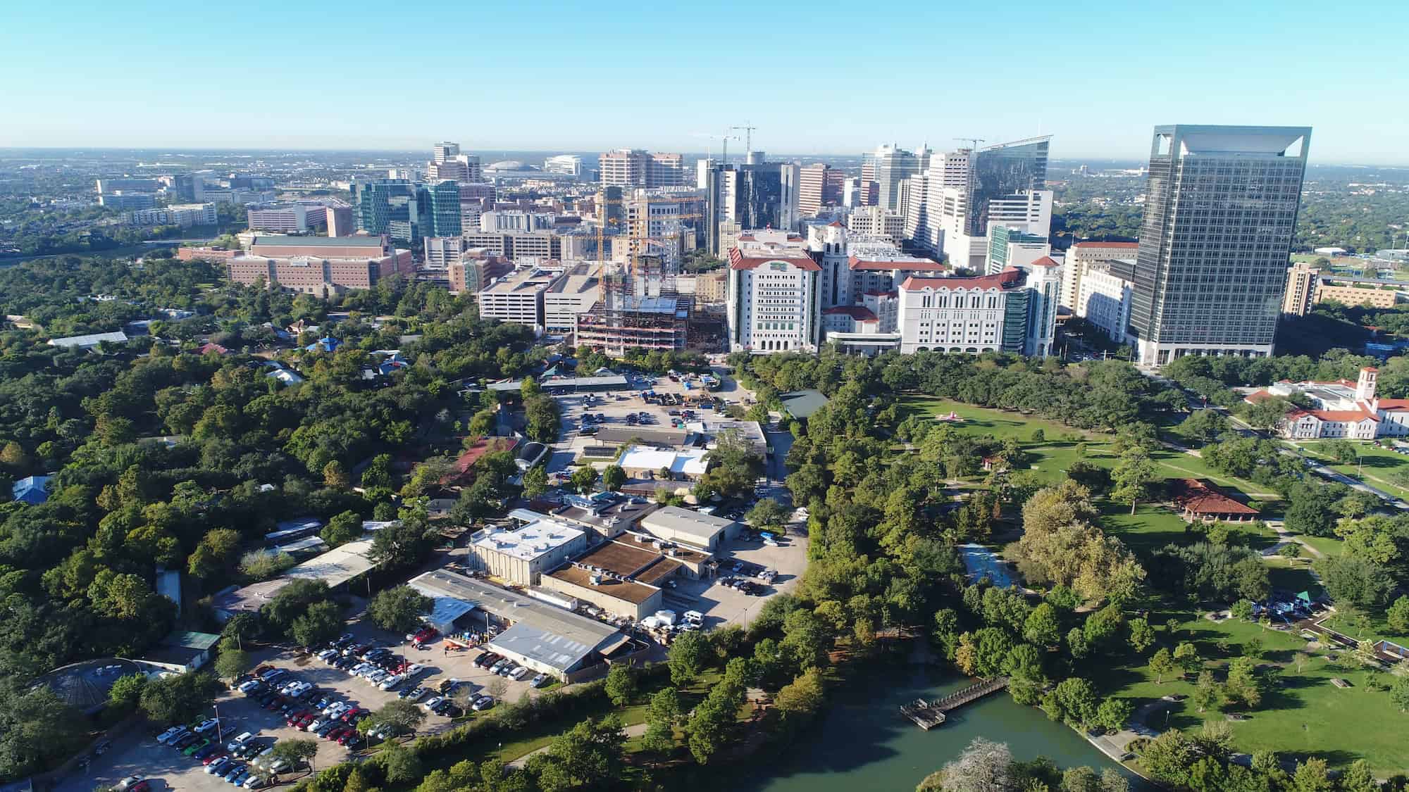 An arial view of Hermann Park and medical facilities in Houston's Medical Center Area